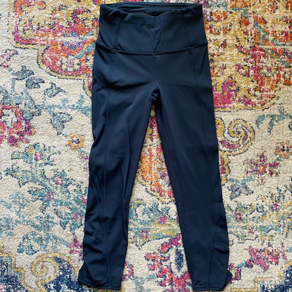 Lululemon cropped leggings
